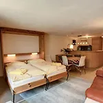 Chesa Munteratsch 1-zimmerwohnung 310 Typ B * סילבפלנה
